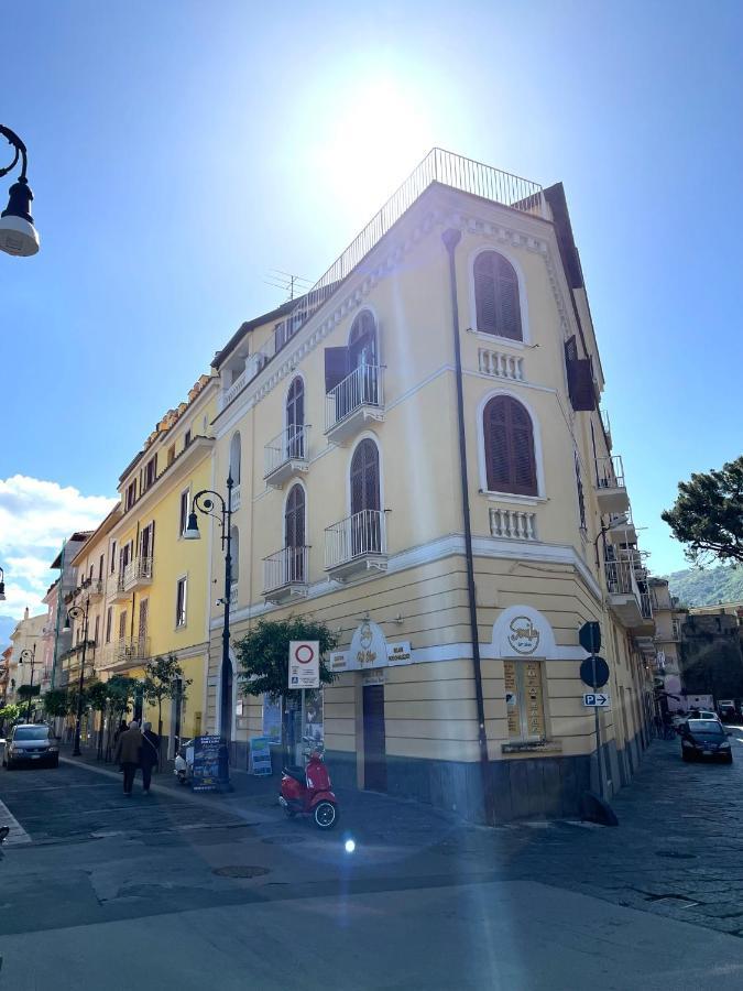 Sorrento Street View Hotel Exterior photo